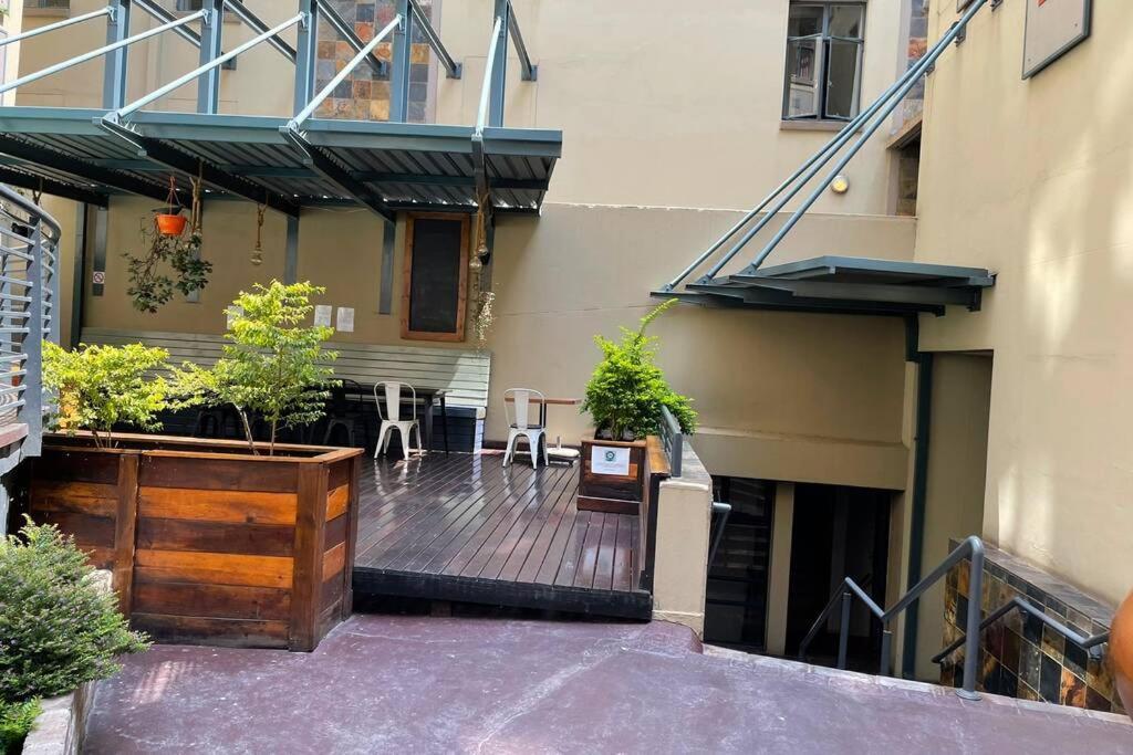 Cool & Easy Flat In The Heart Of Marshalltown Йоганнесбурґ Екстер'єр фото